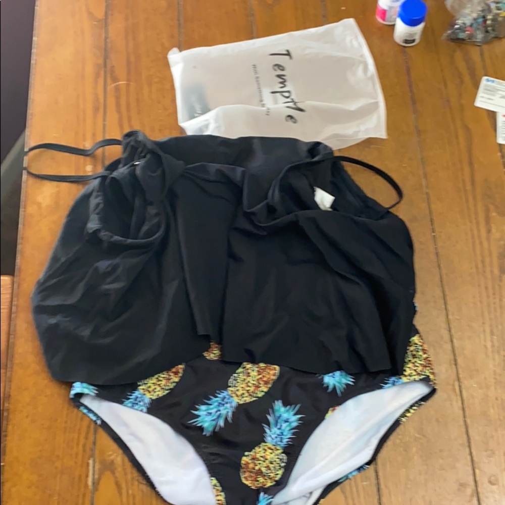 SwimSuit - Picture 3 of 3